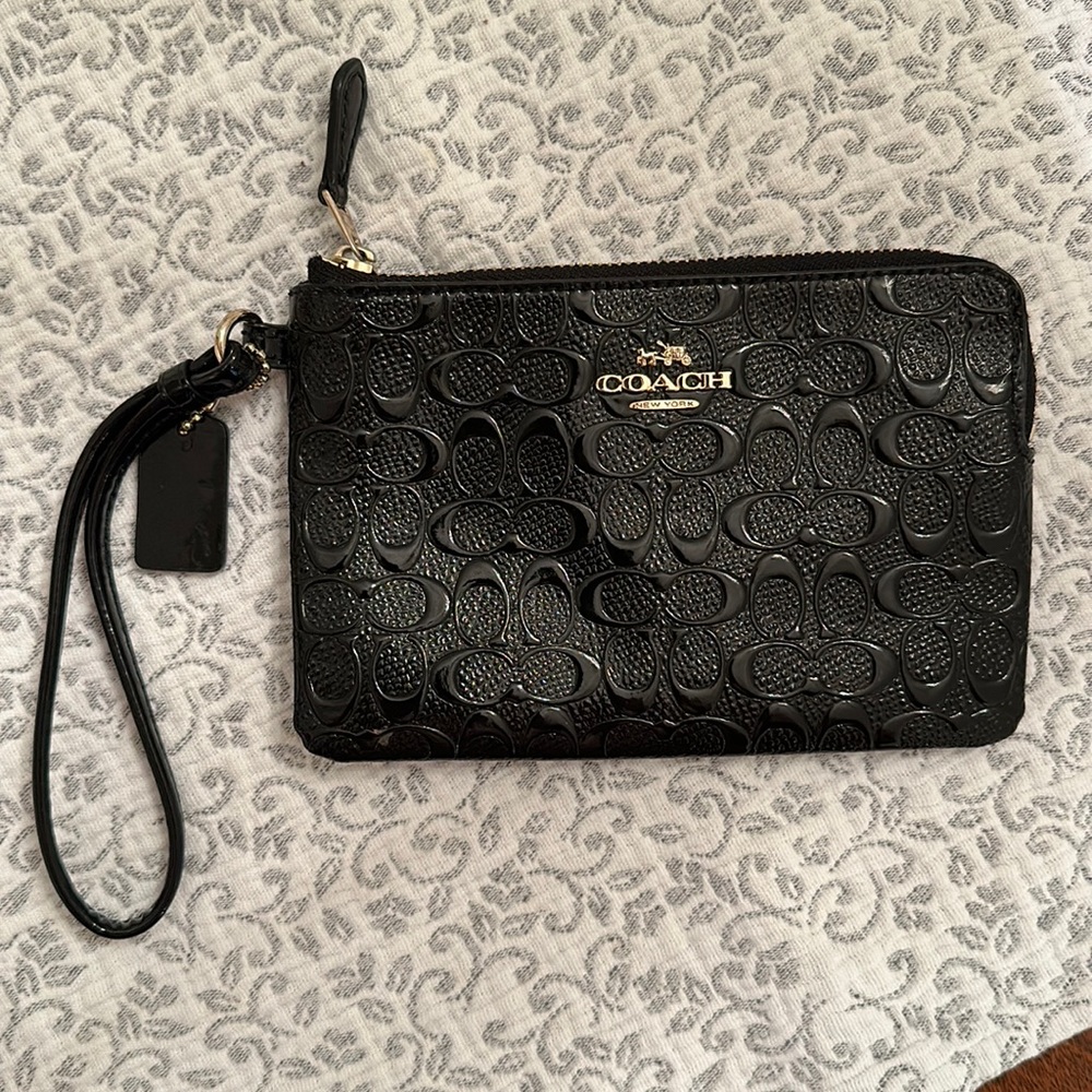 Wristlet